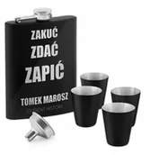 Piersiówki - Murrano Piersiówka czarna z 4 kieliszkami i grawerem dla studenta historii PIER-BK-005 - miniaturka - grafika 1