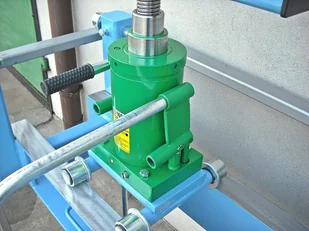 488 48871645 Podnośnik kanałowy TIR udźwig 16T) 71645-uniw - Podnośniki 488 48871645 Podnośnik kanałowy TIR udźwig 16T) 71645-uniw - Podnośniki - miniaturka - grafika 10