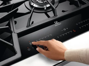 Płyta gazowa do zabudowy Electrolux KGV7539IK - Płyty gazowe do zabudowy - miniaturka - grafika 3