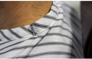 Wahl Peleryna Fryzjerska Barberska - Peleryny fryzjerskie - miniaturka - grafika 4