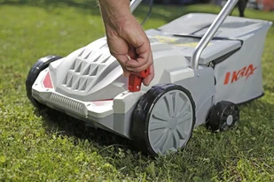 Ikra MOGATEC Germany IEVL 1532 WERTYKULATOR DO TRAWY AREATOR 2w1 + 2 WAŁKI MOC 1500W | OB-IKRIEVL1532 - Wertykulatory i aeratory - miniaturka - grafika 9