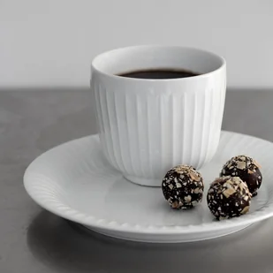 Kähler Kähler HAMMERSHJ Kubek bez Ucha 200 ml Biały 692200 - Kubki - miniaturka - grafika 2