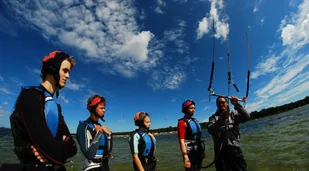 Aquarius Kamizelka asekuracyjna kajakowa MQ Plus B czerwona 32254-260 - Sprzęt asekuracyjny i ratunkowy - miniaturka - grafika 3