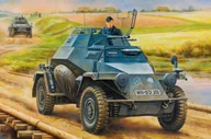 Kolekcjonerskie modele pojazdów - Hobby Boss Niemiecki lekki samochód pancerny SdKfz 222 z działkiem 20mm, środkowa produkcja 80149 - miniaturka - grafika 1