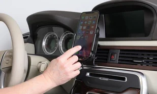 Brodit AB Uchwyt Indukcyjny dedykowany do Apple iPhone 12 Pro Max z wbudowanym kablem USB oraz ładowarką samochodową 718236 - Uchwyty samochodowe do telefonów - miniaturka - grafika 5