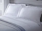 Pościel dla dzieci - Serene "Renaissance" haftowany zestaw pościeli z koronką, na pojedyncze łóżko, kolor: kość słoniowa, biały, rozmiar king size RNSWE31PHO - miniaturka - grafika 1