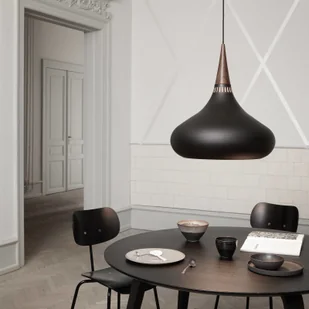 FRITZ HANSEN FRITZ HANSEN Orient P3 wisząca czarna/różowa 50cm - Lampy sufitowe - miniaturka - grafika 2