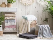 Poduszki ogrodowe - Beliani Koc grafitowy 130 x 180 cm ASAKA - miniaturka - grafika 1