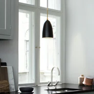 Lampy sufitowe - GUBI Gubi Gräshoppa lampa wisząca, czarna - miniaturka - grafika 1