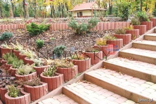 Joniec Gazon betonowy Moonflor DM 40 x 30 x 25 grafitowy / MoonflorDMczarny - Ogrodzenia - miniaturka - grafika 4