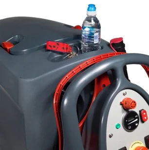 Numatic TGB 8572 BATERYJNY AUTOMAT CZYSZCZĄCO-ZBIERAJĄCY Z TRAKCJĄ - Szorowarki - miniaturka - grafika 7