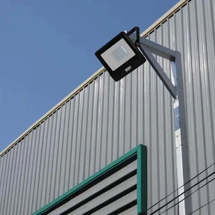 V-TAC Projektor LED 50W 4000K 4000lm Czarny 20266 - Żarówki LED - miniaturka - grafika 2