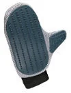Szczotki i furminatory - Trixie Rękawica do wyczesywania nr kat 23391 - miniaturka - grafika 1