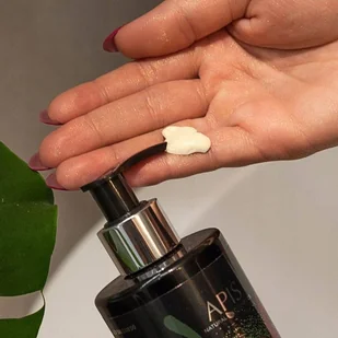 Apis Professional Nawilżający balsam do ciała Black Dream 300 ml - Balsamy i kremy do ciała - miniaturka - grafika 3