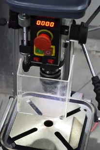 02861332 Wiertarka stołowa słupowa do metalu - Wiertarki - miniaturka - grafika 6