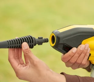 STANLEY FATMAX Akumulatorowa myjka ciśnienowa FATMAX SFMCPC93B 18V v20 SFMCPC93B-XJ - Myjki ciśnieniowe STANLEY FATMAX Akumulatorowa myjka ciśnienowa FATMAX SFMCPC93B 18V v20 SFMCPC93B-XJ - Myjki ciśnieniowe - miniaturka - grafika 10