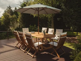Beliani Zestaw ogrodowy drewniany pouchy beżowe parasol MAUI - Meble ogrodowe Beliani Zestaw ogrodowy drewniany pouchy beżowe parasol MAUI - Meble ogrodowe - miniaturka - grafika 1