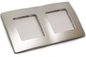 Klawisze i ramki - Legrand Niloe Ramka podwójna aluminium 397042 397042 - miniaturka - grafika 1