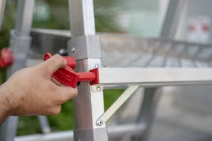 Faraone 996 99675038 Drabina magazynowa jezdna z wejściem jednostronnym wysokość robocza 3,10m) 75038-uniw - Drabiny - miniaturka - grafika 15