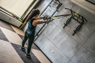 BenchK Poręcze do ćwiczeń i drążek do podciągania 2w1 D8 BenchK Pul Up Bar D8 - Poręcze i drążki do podciągania - miniaturka - grafika 7