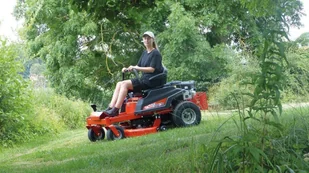 SIMPLICITY USA COURIER SZT275 TRAKTOR TRAKTOREK OGRODOWY KOSIARKA SAMOJEZDNA SPALINOWA DO TRAWY - Kosiarki traktorki - miniaturka - grafika 18