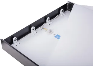 Volteno OPR.natynkowa z kloszem PLEXI pod świetlówki LED 4x60 (czarna) 62,6x55,0x7,0 - Oprawy, klosze i abażury - miniaturka - grafika 2