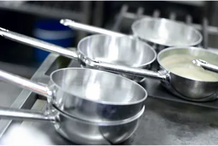 Apollo Demeyere Demeyere - Rondelek stożkowy 1,5 L 40850-220-0 - Garnki - miniaturka - grafika 4