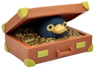Gadżety dla graczy - WEBHIDDENBRAND Skarbonka Harry Potter Niffler with Suitcase - miniaturka - grafika 1
