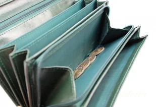 Elkor Portfel Damski (PL) Długi Suwak Wewnątrz Skóra Naturalna - Portfele Elkor Portfel Damski (PL) Długi Suwak Wewnątrz Skóra Naturalna - Portfele - miniaturka - grafika 17