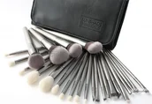 Pędzle do makijażu - LancrOne SUNSHADE MINERALS - Zestaw 25 srebrnych pędzli do makijażu + etui LANM2PMET - miniaturka - grafika 1