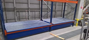 098 Bezpieczny regał paletowy na 6 paletopojemników 1000l wymiary wanien 3200x1300xh200mm długość całkowita regału 3470 mm) 09878972 78972-uniw - Szafy i regały magazynowe - miniaturka - grafika 8