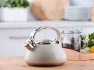 Czajniki na gaz - Altom Design Czajnik z gwizdkiem ze stali nierdzewnej kremowy 3.0 l 0204001255 - miniaturka - grafika 1