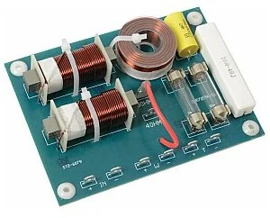 qtx 2-drożny Crossover 12dB, 4/8 omów, 200 W, 2 kHz 900.592UK - Akcesoria car audio - miniaturka - grafika 2