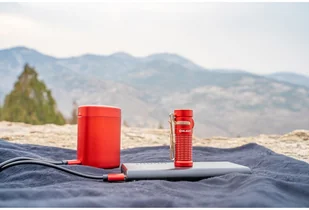 Olight Latarka akumulatorowa Baton 3 Premium Edition Red 1200 lumenów z bezprzewodowym etui ładującym - Latarki - miniaturka - grafika 17