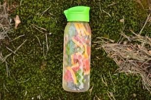 Curver Butelka 750 ml DOTS Bottle 822962 - Pojemniki kuchenne - miniaturka - grafika 2