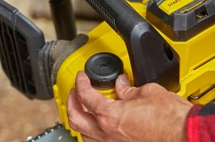 Stanley FATMAX Akumulatorowa pilarka łańcuchowa FATMAX SFMCCS630M1 18V v20 1x4.0Ah SFMCCS630M1-QW - Piły ręczne - miniaturka - grafika 2