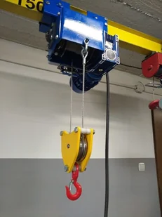 Vidaxl 504 504711711 mobilna z wózkiem i wciągnikiem linowym elektrycznym udźwig 500 kg wysokość całkowita 4000mm szerokość między podporami 4800mm wysokość podnoszenia 3300mm) 71711-uniw - Wciągarki - miniaturka - grafika 2