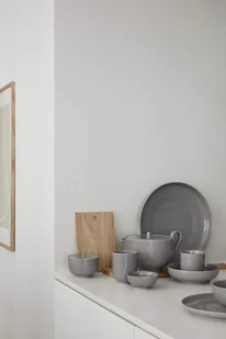 Blomus RO Talerz Obiadowy 27 cm Szary Sharkskin 64001 - Talerze - miniaturka - grafika 3