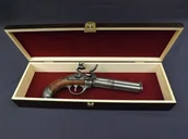 Repliki - broń - Denix SA REPLIKA TRZY LUFOWY PISTOLET FRANCUSKI W PUDEŁKU MODEL 1306+P01 1306+P01 - miniaturka - grafika 1