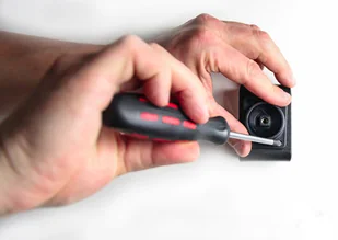 Brodit AB Uchwyt aktywny do instalacji na stałe do Huawei Honor 9 713006 - Uchwyty samochodowe do telefonów - miniaturka - grafika 4