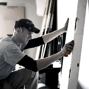 Fiskars Nóż uniwersalny PRO CarbonMax z chowanym ostrzem 1027223 1027223 - Noże kuchenne - miniaturka - grafika 3