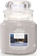 Świece - Yankee Candle Świeca Candlelit Cabin mały słoik 104g 67 - miniaturka - grafika 1