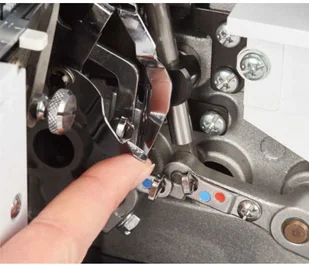 Bernina Bernette B44 Funlock - Maszyny do szycia - miniaturka - grafika 7