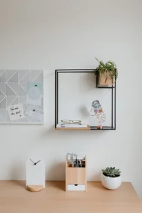 Umbra Umbra Cubist pływająca półka z wbudowaną doniczką na sukulent  nowoczesna dekoracja ścienna i geometryczna półka na książki, świece, notatki, zdjęcia, rośliny domowe i wiele więcej! | duża, czarna 470754-427 - Półki i regały dla dzieci - miniaturka - grafika 13