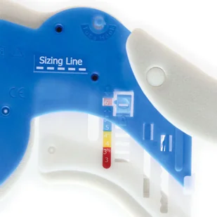 Ambu A S Kołnierz ortopedyczny- ratunkowy, regulowany Redi ACE - dla dorosłych Regulowany kołnierz ortopedyczny Ambu Redi-ACE, przeznaczony jest do stosowania w ratownictwie medycznym. Kołnierz umożliwia uzysk Redi-ACE - Meble i wyposażenie gabinetów medycznych - miniaturka - grafika 5