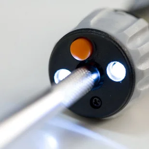 BAHCO Wkrętak nasadowy 1/4"" z grzechotką, magnetycznym uchwytem i LED SNA Europe (808050L) - Śrubokręty - miniaturka - grafika 2