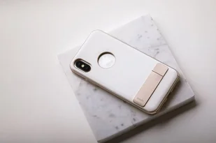 Moshi Kameleon - Etui hardshell z podstawką iPhone X (Coastal Gray) 99MO101032 - Etui i futerały do telefonów - miniaturka - grafika 10