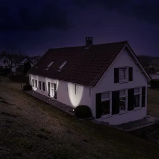 Smartwares Oprawa najazdowa LED, 3 W, czarna, 5000.459 01.586.20 - Lampy ogrodowe - miniaturka - grafika 2