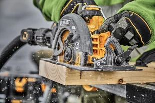 DeWalt Akumulatorowa pilarka tarczowa 54V XR FLEXVOLT 2x 9.0Ah 190mm DCS578X2-QW - Piły elektryczne - miniaturka - grafika 4