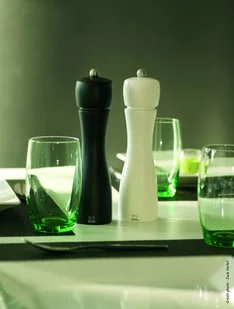 Peugeot Tahiti Młynek do pieprzu czarny mat 15 cm PG-18368 PG-18368 - Młynki do soli i pieprzu - miniaturka - grafika 2